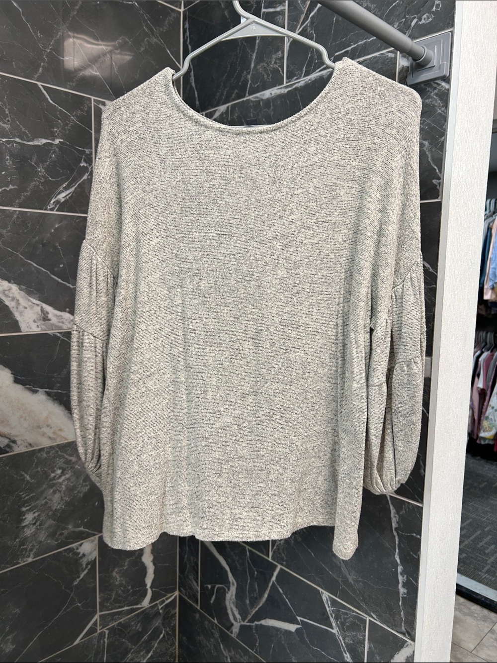 Women's Light Gray Balloon Sleeve Sweatshirt